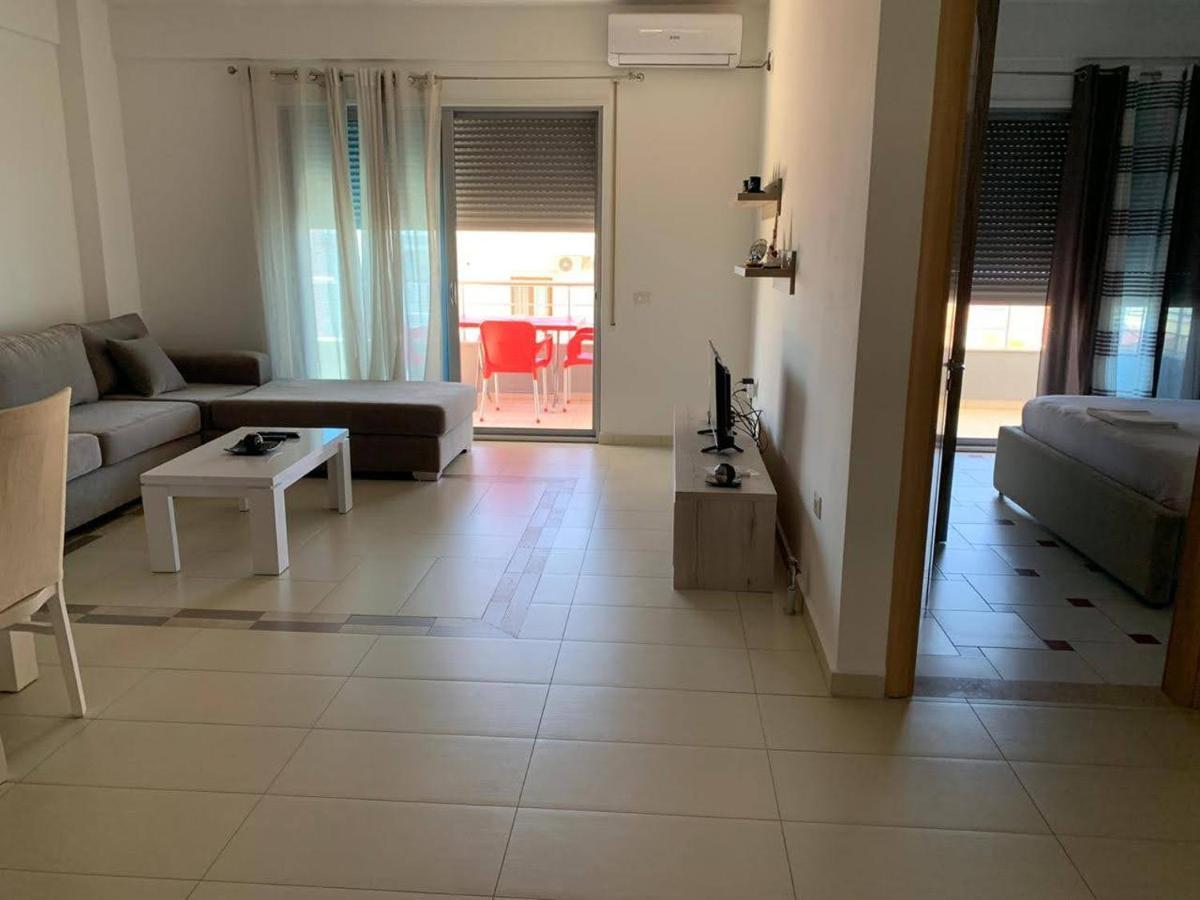 Jasmine Apartments Sarandë Esterno foto