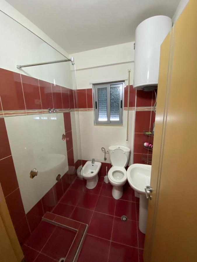 Jasmine Apartments Sarandë Esterno foto