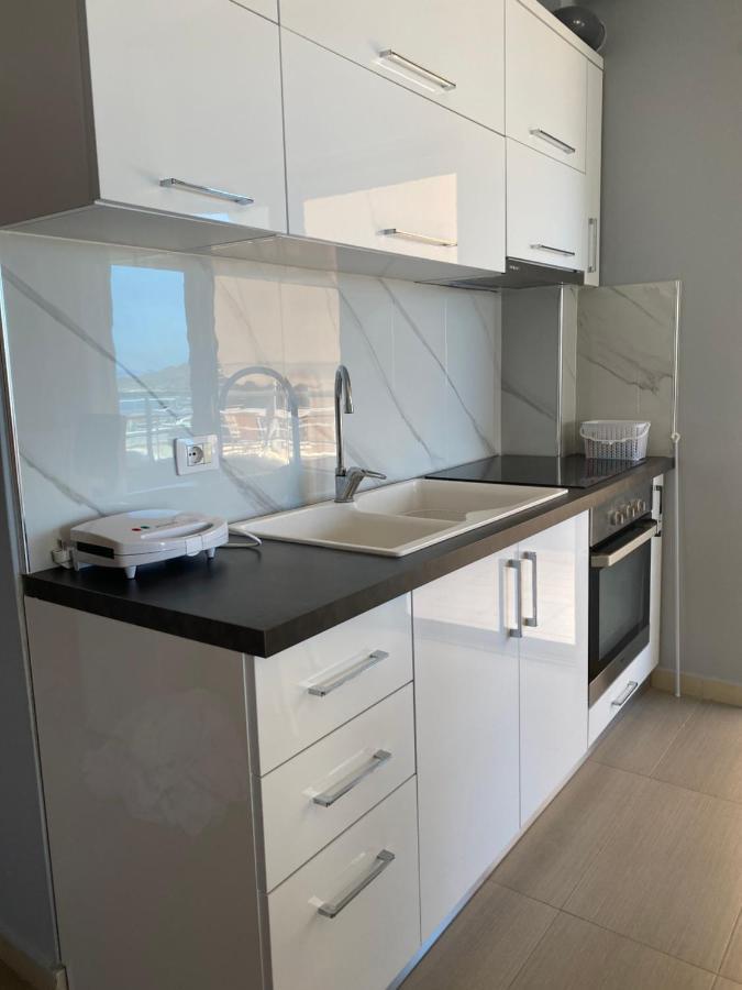 Jasmine Apartments Sarandë Esterno foto